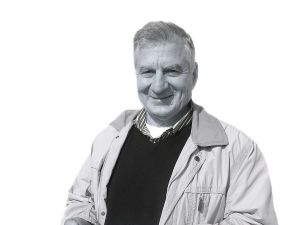 "Деньги есть — ты человек, денег нет — не человек"