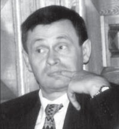 Валерий Василенко родился 13 августа 1949 г. В 1974 г. окончил Свердловский юридический институт, прошел путь от старшего следователя прокуратуры г. Степногорска до прокурора Приморья. Работал в прокуратуре СССР, в 1988-90 гг. был последним «мирным» прокурором Нагорного Карабаха. С 1990 г. работает в Приморье: сначала в должности дальневосточного транспортного, а с 23 октября 1991 г. — краевого прокурора. 11 лет — своеобразный рекорд пребывания на посту для руководителя силового ведомства Приморья. |  «Око государево» должно бдить за всем»