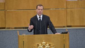 Медведев признался, зачем России нужна «гильотина»