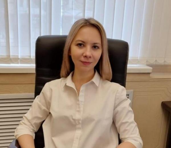 Елена Ерькина, руководитель Управления Федеральной антимонопольной службы по Приморскому краю. Родилась 21 июня 1987 г. в Саранске. До 3 июня 2020 г. замещала должность заместителя руководителя УФАС по Республике Мордовия. Советник государственной гражданской службы 2-го класса. ФОТО: предоставила пресс-служба УФАС по Приморскому краю |  «Мы получаем удовлетворение от антимонопольных расследований»
