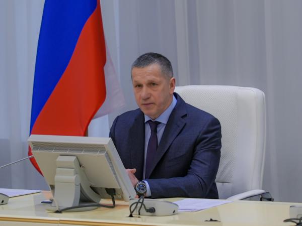фото: пресс-служба полпреда в ДФО |  Юрий Трутнев: «На системообразующих предприятиях Приморья работает 95 тыс. человек»
