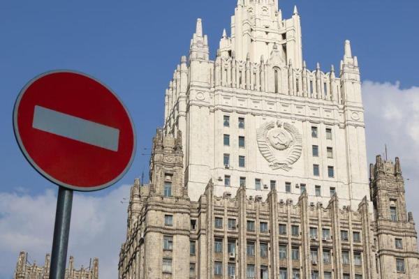 фото: с сайта МИД РФ |  Цели по всему городу: МИД РФ призвал иностранцев покинуть Киев