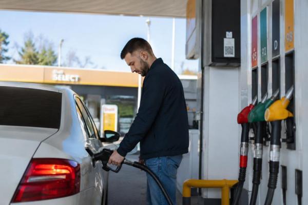 Фото: KONKURENT |  Что делать, если после заправки загорелся «Check Engine»