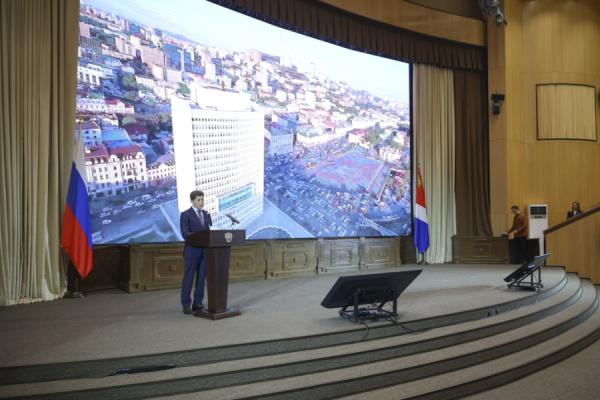 Фото: KONKURENT |  Главная площадь Владивостока изменится. Битва архитектурных гигантов уже началась